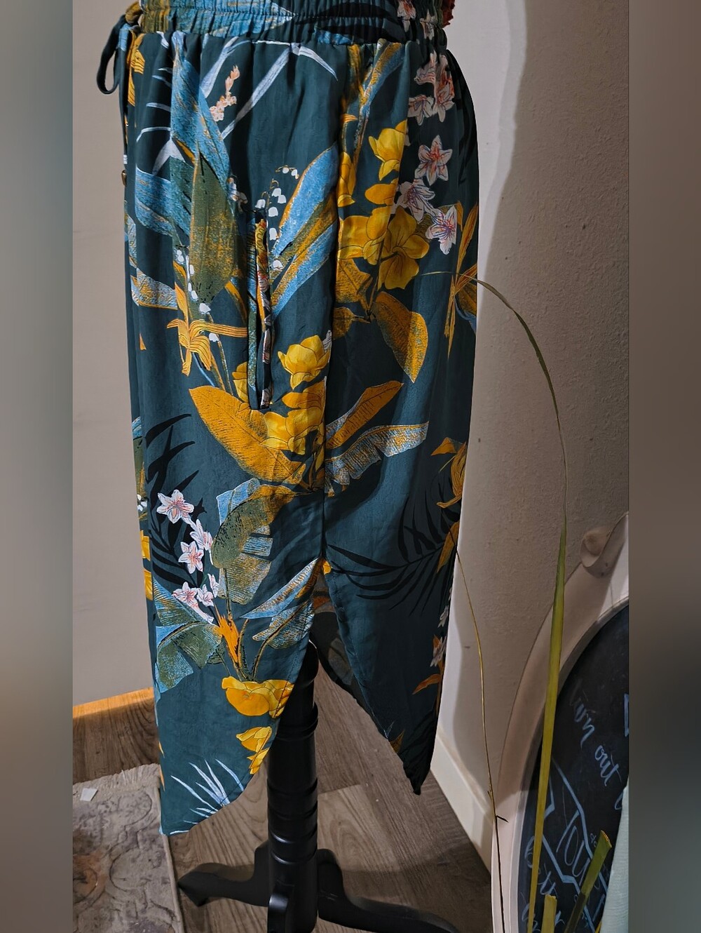 Tropical Print Elastic Waist Skirt - Teal with Yellow Floral - Picture 4 of 8
